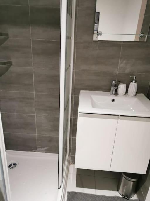Fully Equipped Apartment Wifi European Hospital Marsiglia Esterno foto
